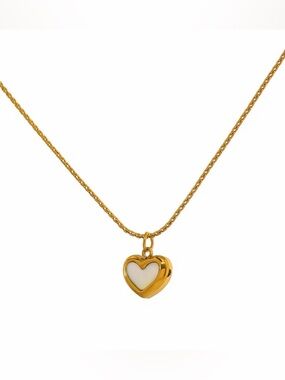 18K Gold Plated Whitw Heart Pendant Necklace